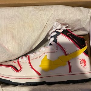 Nike dunk High Gundam SB size 13